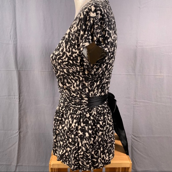 Express Animal Print Short Sleeve Top (M) - Picture 6 of 16